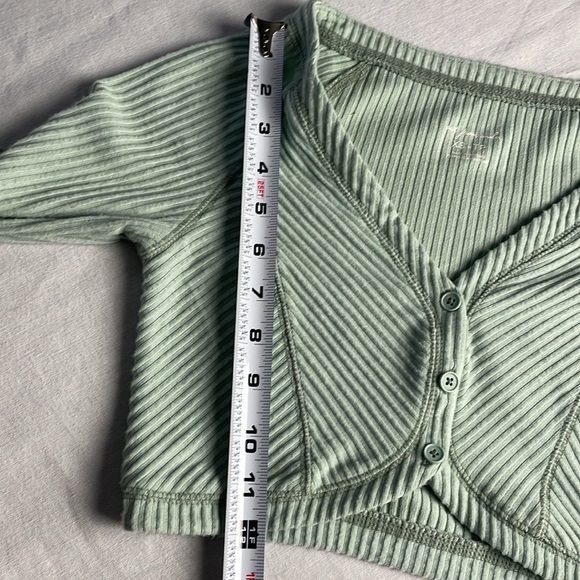 NWT Out From Under Urban cropped ribbed shirt size XS - Picture 9 of 9